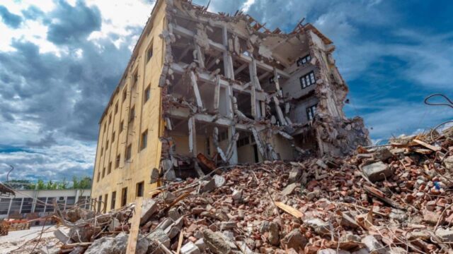 Cumhurbaşkanı Yardımcısı Oktay’dan deprem sonrası ilk açıklama