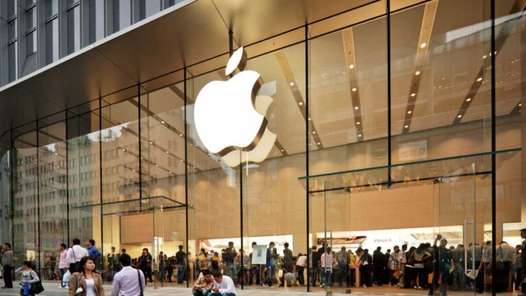 Apple’dan pes dedirten karar: Olaylı Apple Store kapandı!