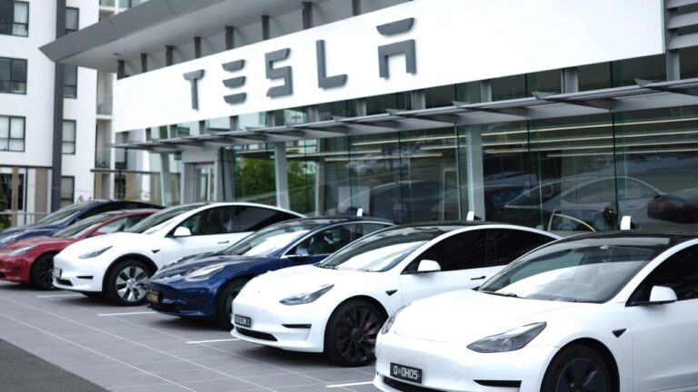 Tesla indirimlerinde sıra Avrupa’da: Türkiye fiyatları düşer mi?