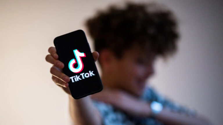 TikTok, 18 yaşından küçüklere sınır getiriyor!