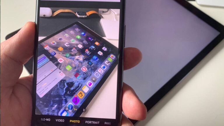 Apple’dan şaşırtan özellik: Çıplak gözle görülmeyen ekran!