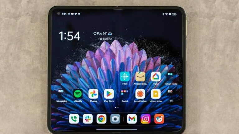 Google Pixel Fold videosu ortaya çıktı! İşte detaylar