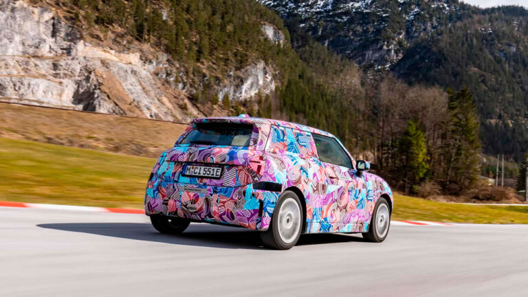 MINI Cooper’ın yeni iç mekanı ortaya çıktı!