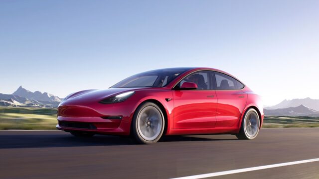 2025 Tesla Model 3 Performance features leaked!