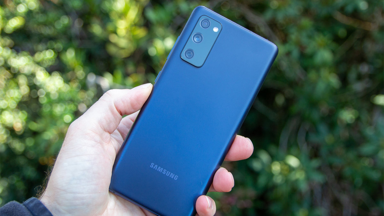 Android 14 tabanlı One UI 6.0 alamayacak Samsung modelleri