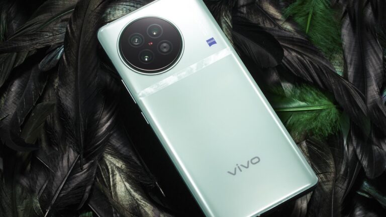 Uygun fiyatlı amiral gemisi Vivo X90s tanıtıldı! İşte özellikleri