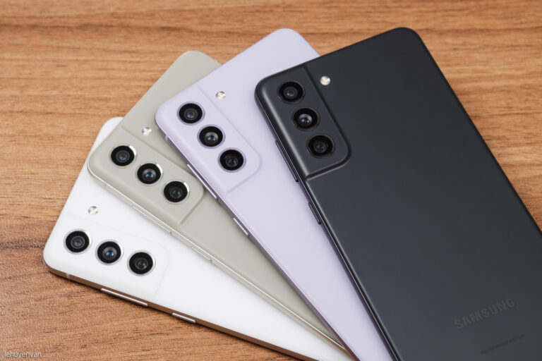 Galaxy S21 için Yolun Sonu