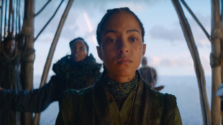 Apple, bir popüler dizisini daha ücretsiz yayınlıyor!