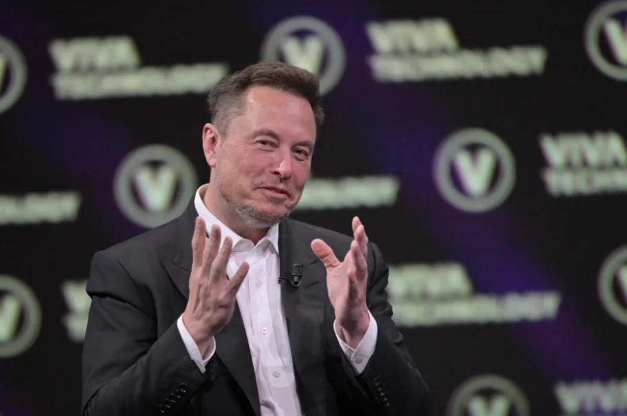 Elon Musk: "Kafes dövüşü yerine asil bir tartışma ortamı istiyorum."