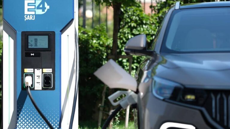 Türk Telekom, enerji dönüşümündeki vizyonunu elektrikli otomobillere yansıtıyor