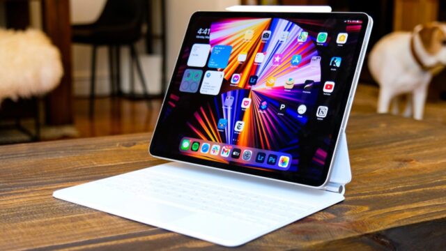 Trende Apple da katıldı: Devasa ekranlı iPad yolda!