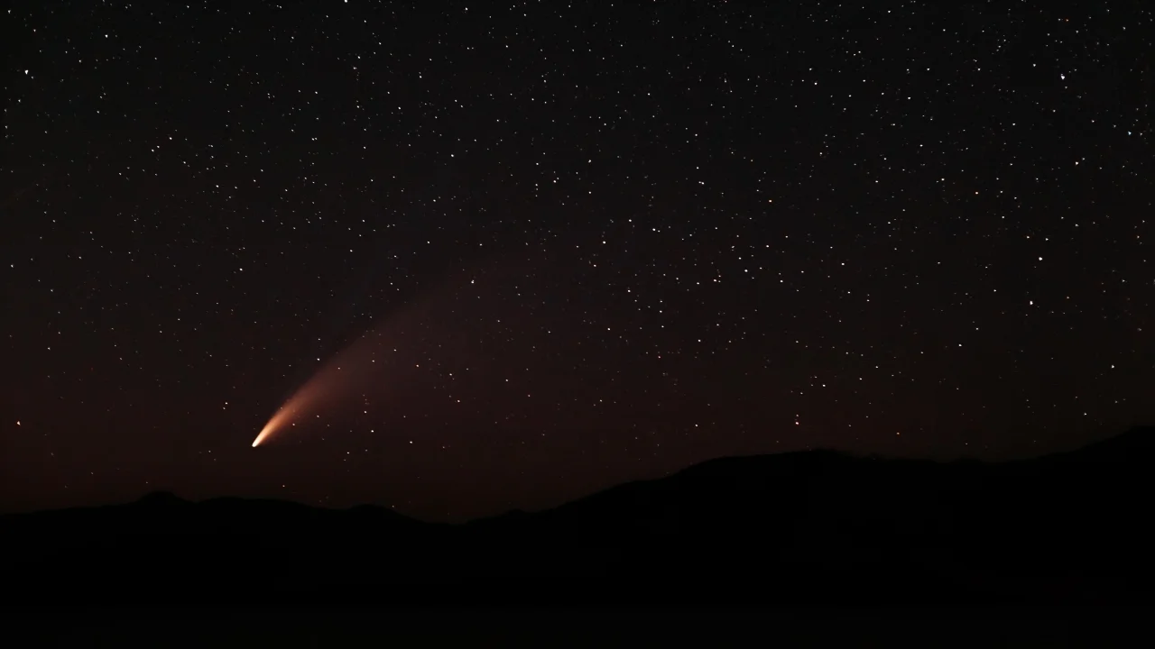 Comet Nishimura can be seen clearly from the sky with the naked eye 