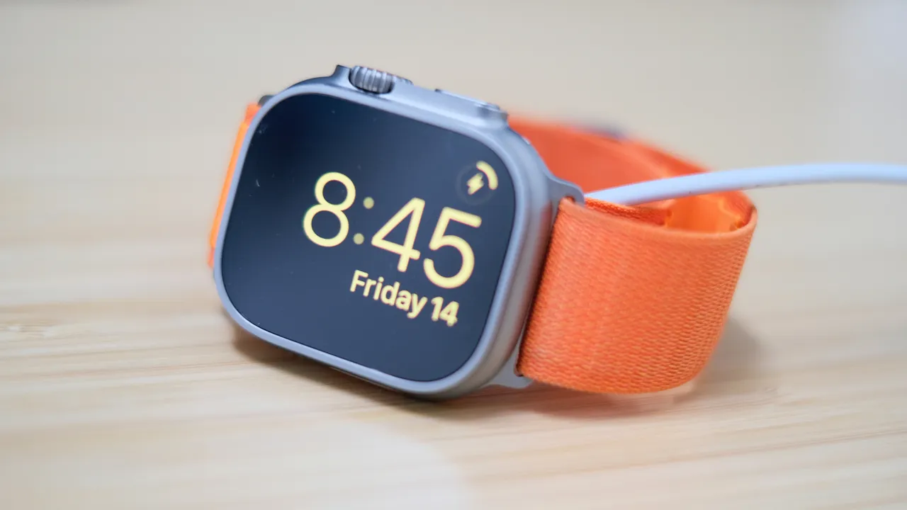 Apple Watch Ultra, ekran parlaklığı ile kullanıcıları deliye döndürdü