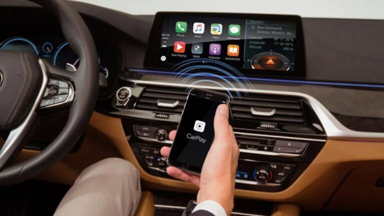 BMW’nin kablosuz şarj özelliğinde sorun: iPhone 15’leri bozuyor!