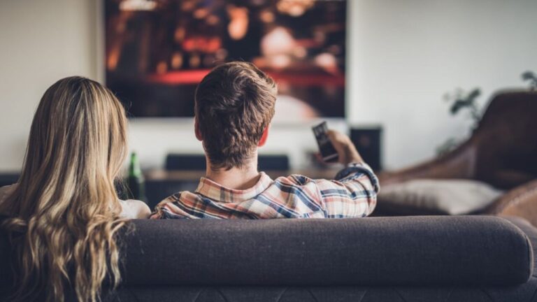 En iyi ücretsiz dizi ve film siteleri