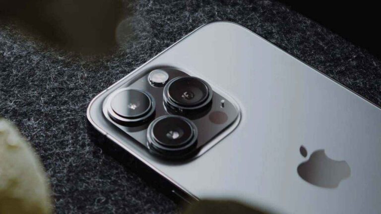 iPhone 15 üzgün: En iyi ekrana sahip akıllı telefonlar!