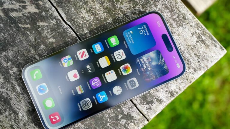 Gerçekten gerekli mi: iPhone 15 Action Button’u kullanıcıları hackledi!