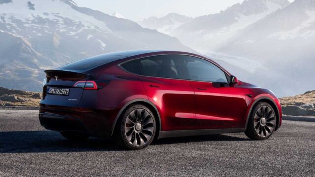 Elon Musk didn't let you down this time: Leftover Teslas are going cheap!