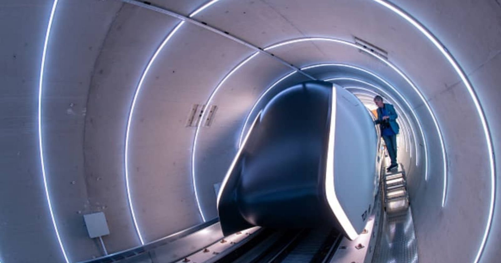 Elon Musk'tan saatte 1000 km yol alan hızlı tren: Hyperloop Alpha!