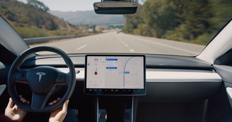 Tesla’nın internet paketinin fiyatı gündem oldu!