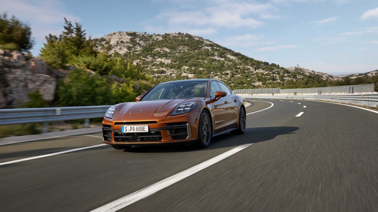 Porsche Panamera 2024 tanıtıldı! İşte fiyatı