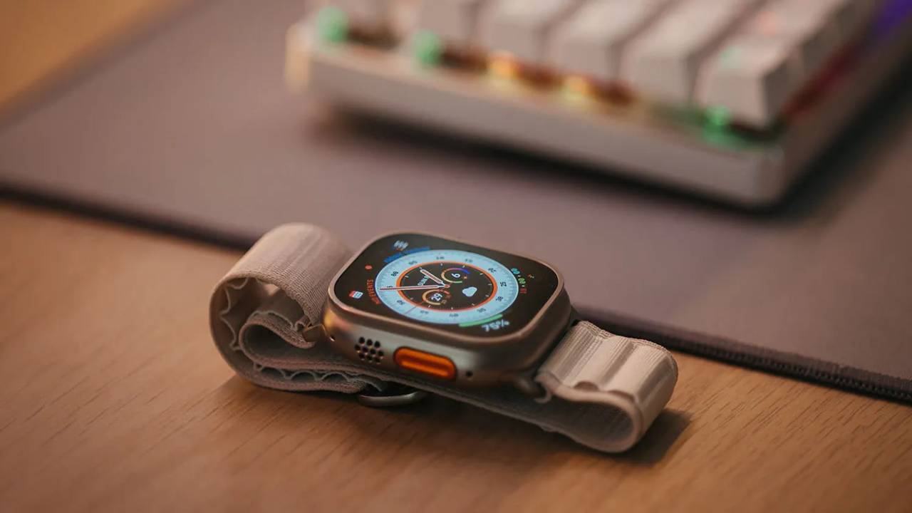 microLED Apple Watch Ultra 