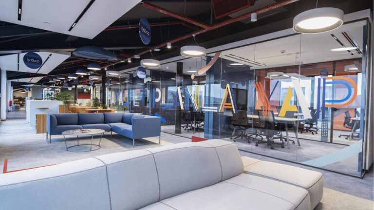 iyzico’nun yeni nesil ofisi iyzicoHUB açıldı