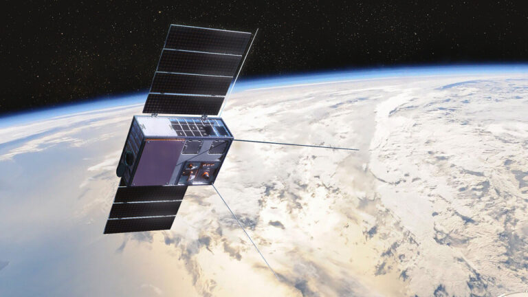 Küp uydu konferansında Türk uzay ve havacılık sektörüne büyük atılım!