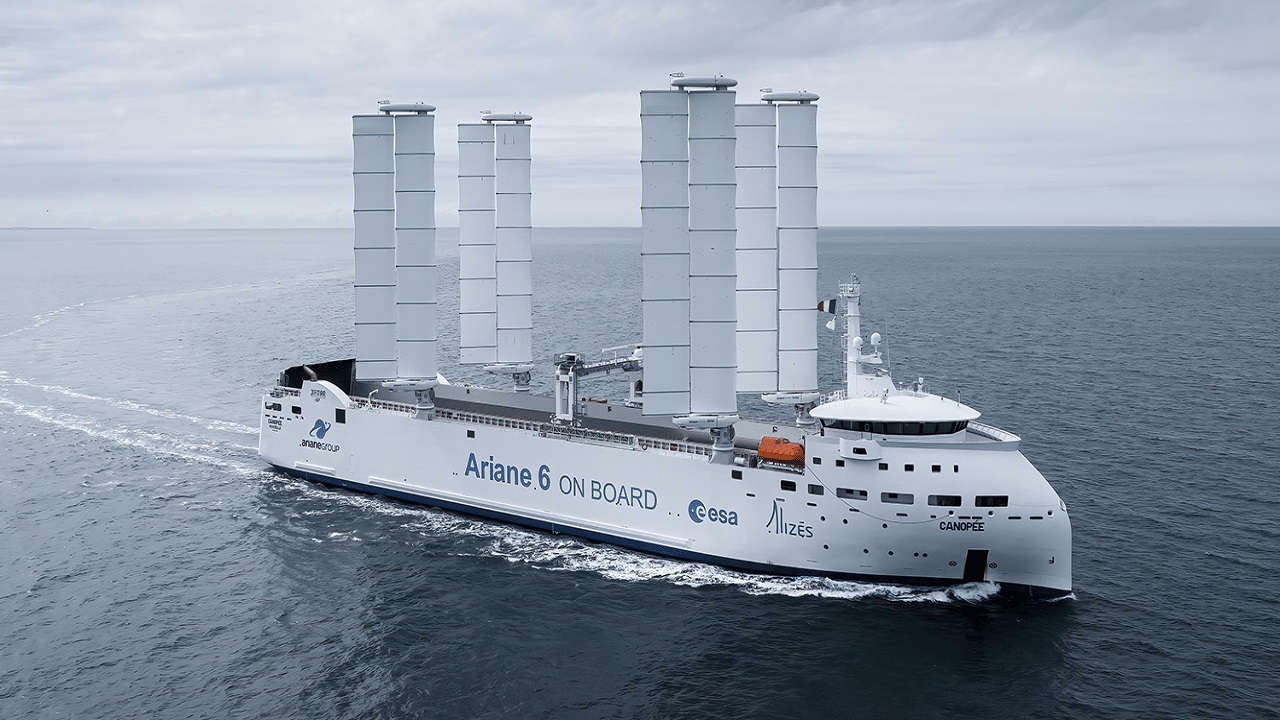 Rüzgarla çalışan kargo gemisi Ariane 6 roketini taşıyacak