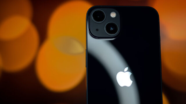 Apple, çıldırtan iOS güncellemesini geri çekti!