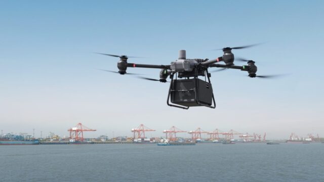 Neredeyse şehir değiştiriyor! DJI, ilk kargo drone’unu tanıttı
