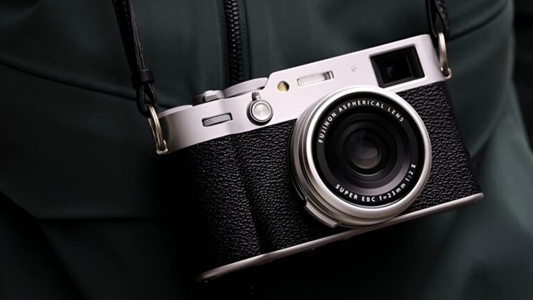 TikTok’la ünlenen fotoğraf makinesi: Fujifilm X100VI satışa sunuldu