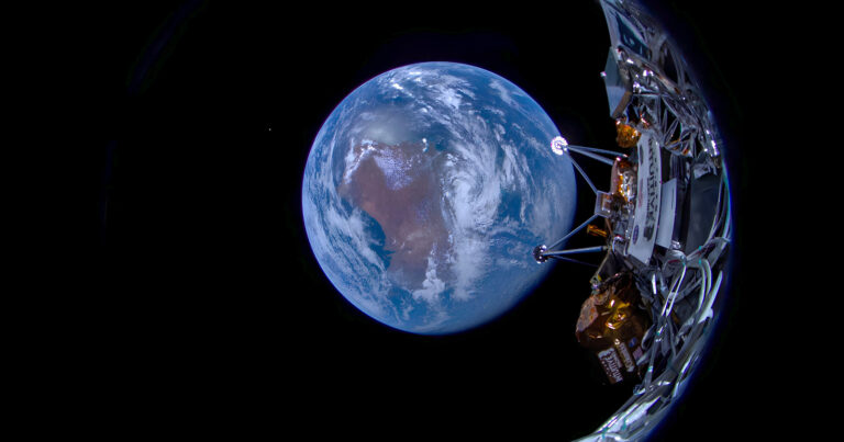 Intuitive Machines’in Ay aracı ilk görüntülerini Dünya’ya gönderdi!