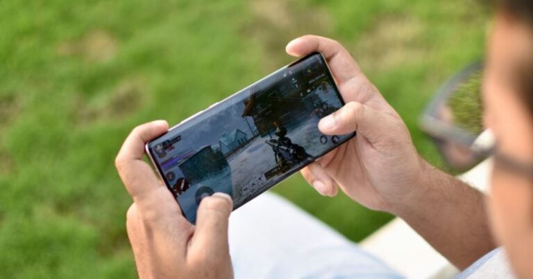 F1 temalı Moto X50 Ultra’dan tanıtım videosu geldi!