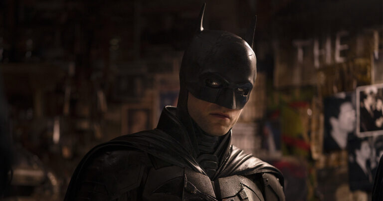 Batman devam filmini bekleyenlere kötü haber!