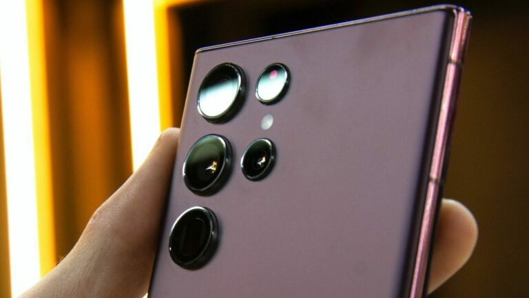 Samsung, 3 modele yeniden aylık güncelleme verecek