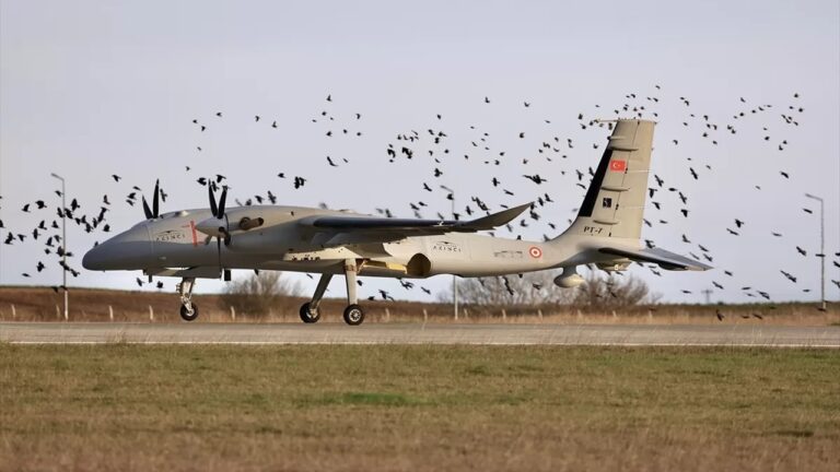 Bayraktar AKINCI, bir süpersonik füzeyi daha test etti!