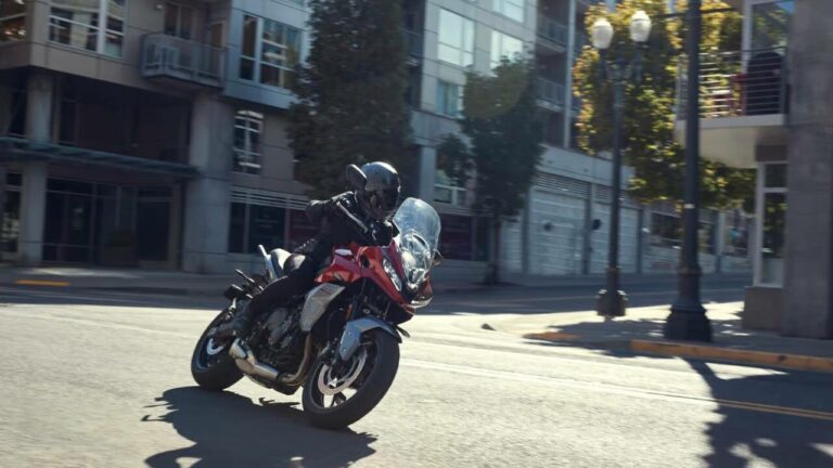 B ehliyet ile motosiklet düzenlemesi satışları patlattı! Otomobili solladı