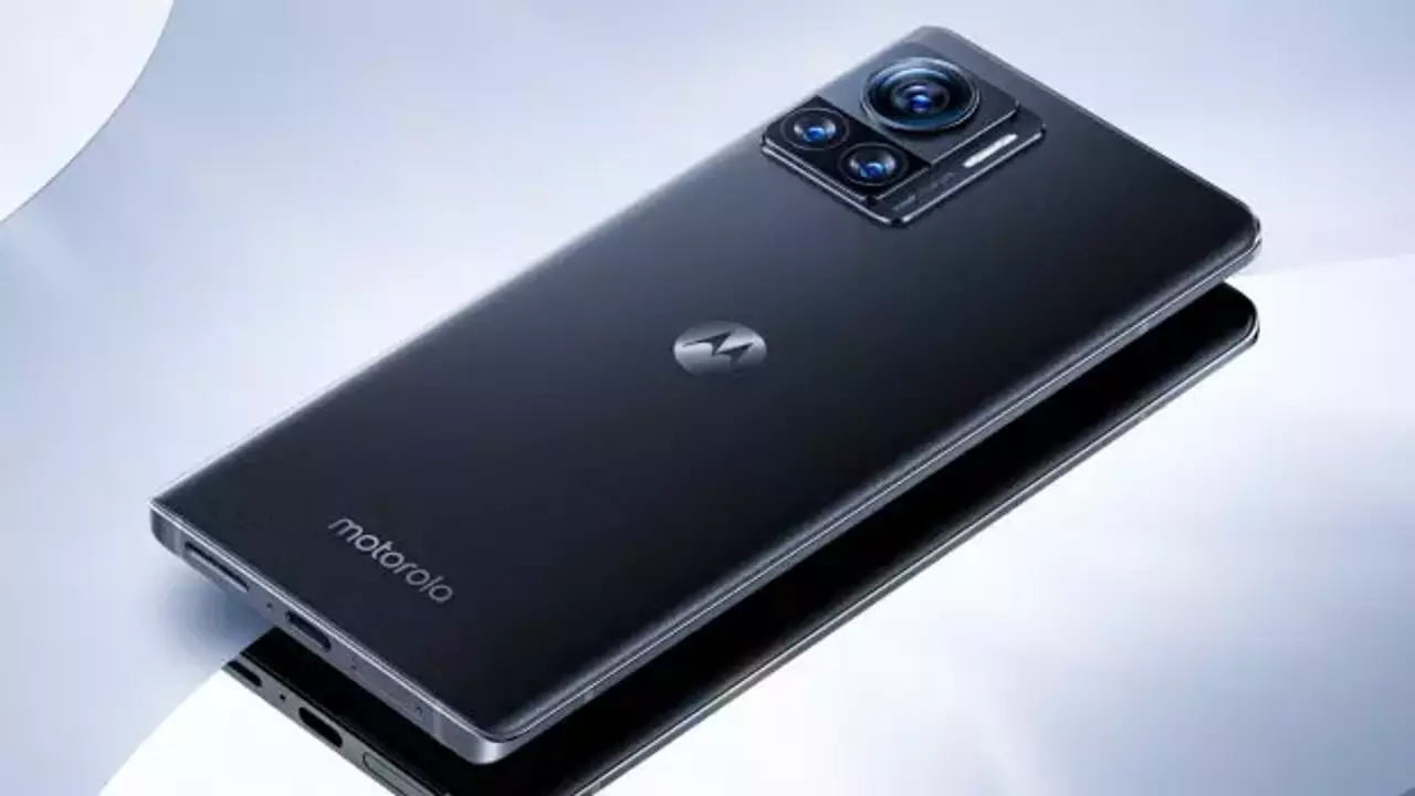 Qualcomm Snapdragon 8s Gen 3 kullanan ilk telefon, Moto X50 Ultra olacak