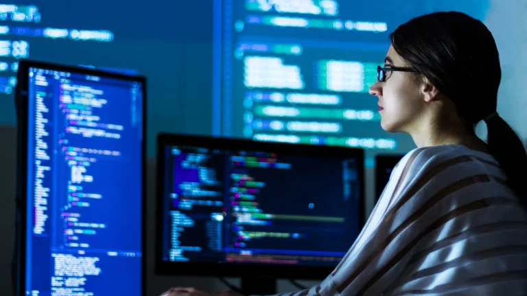 Bakan açıkladı! Türkiye’de kaç yazılımcı var?