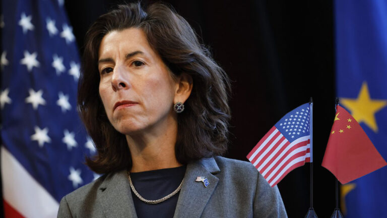 Amerika Ticaret Bakanı, Huawei işlemcileri yetersiz buldu!