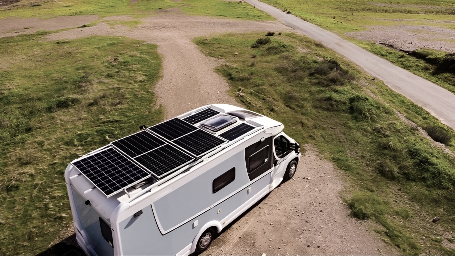 Alternative bon marché aux panneaux solaires pour caravane