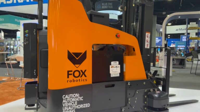 Yapay zekalı forklift büyük ilgi topladı!