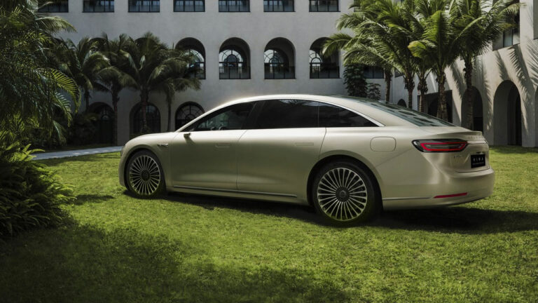 BMW’nin yerini mi alacak? Huawei’den elektrikli otomobil, Stelato!