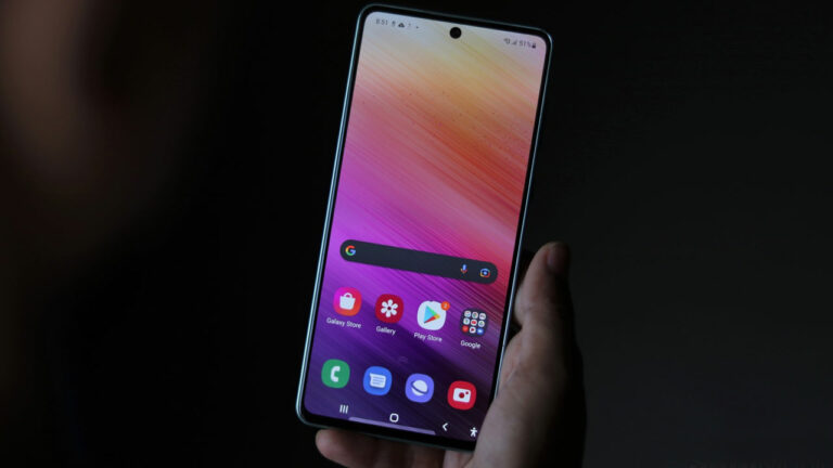 Samsung Galaxy A73 modeline One UI 6.1 güncellemesi!