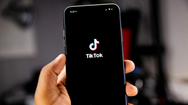 TikTok, YouTube rival, is testing the 60-minute video feature!