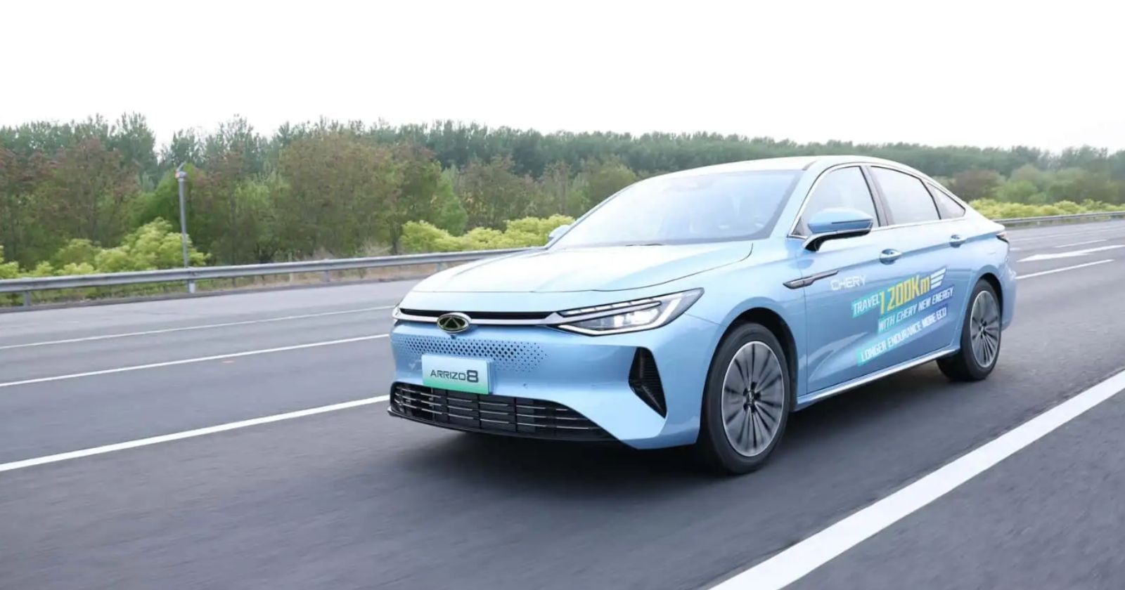 Chery sedan piyasasına Arrizo 8 PHEV ile giriş yapıyor!