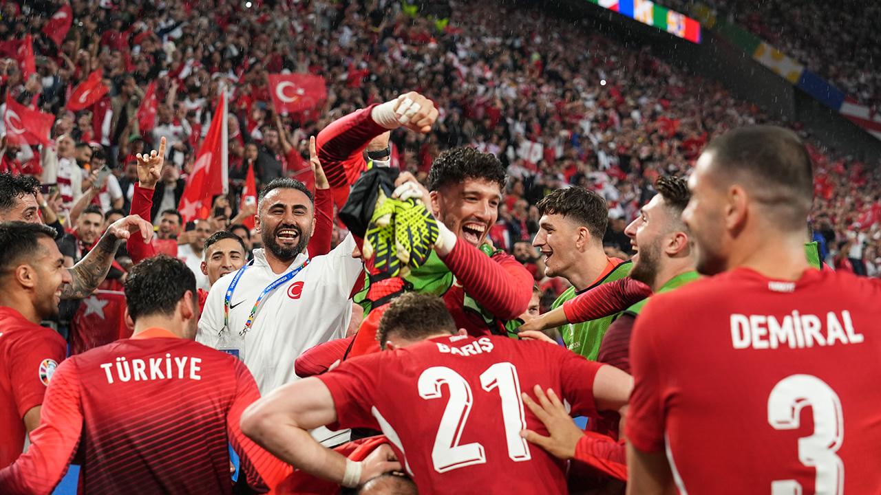 Çekya-Türkiye Euro 2024 milli maçı nasıl izlenir?