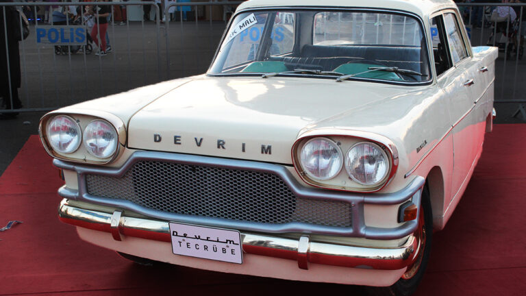 Hiç seri üretime geçemeyen ilk yerli otomobil Devrim’in hikâyesi