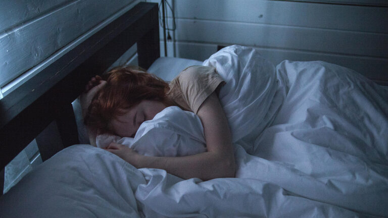 Geceleri daha iyi uyumanın anahtarı: Basit bir akşam rutini